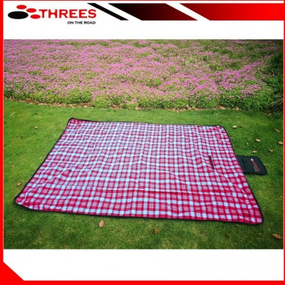 Red Stripe Customized Picnic Blanket (1801008R)